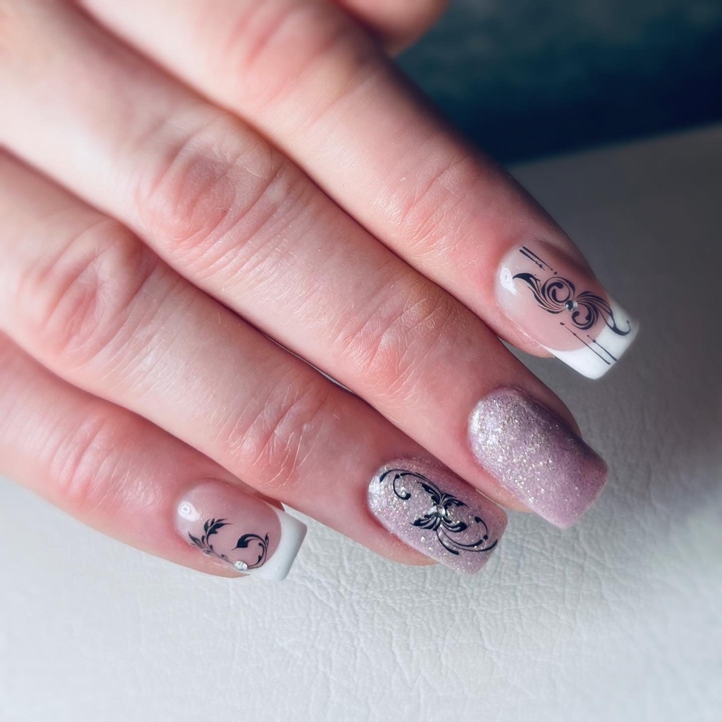 Nail Sticker Ornament Schwarz