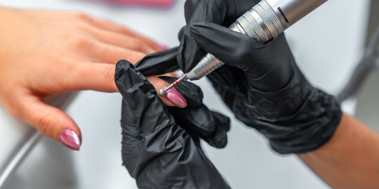 Nagelfräser richtig benutzen: Anleitung, Drehzahl & Bits für perfekte Gelnägel