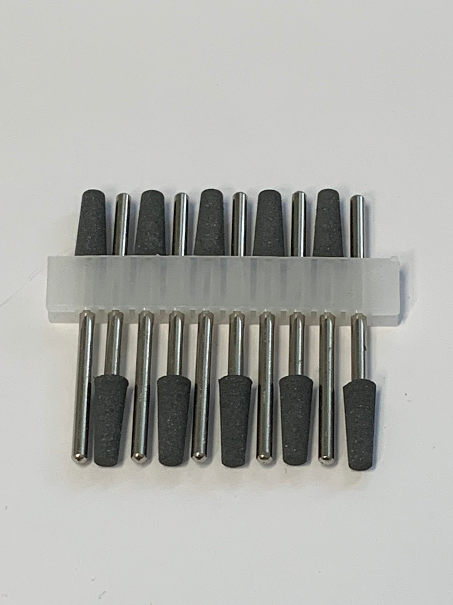 1x Silikonpolierer mittel/Kegel mit Spitze flach 180 Grit 4mm schwarz