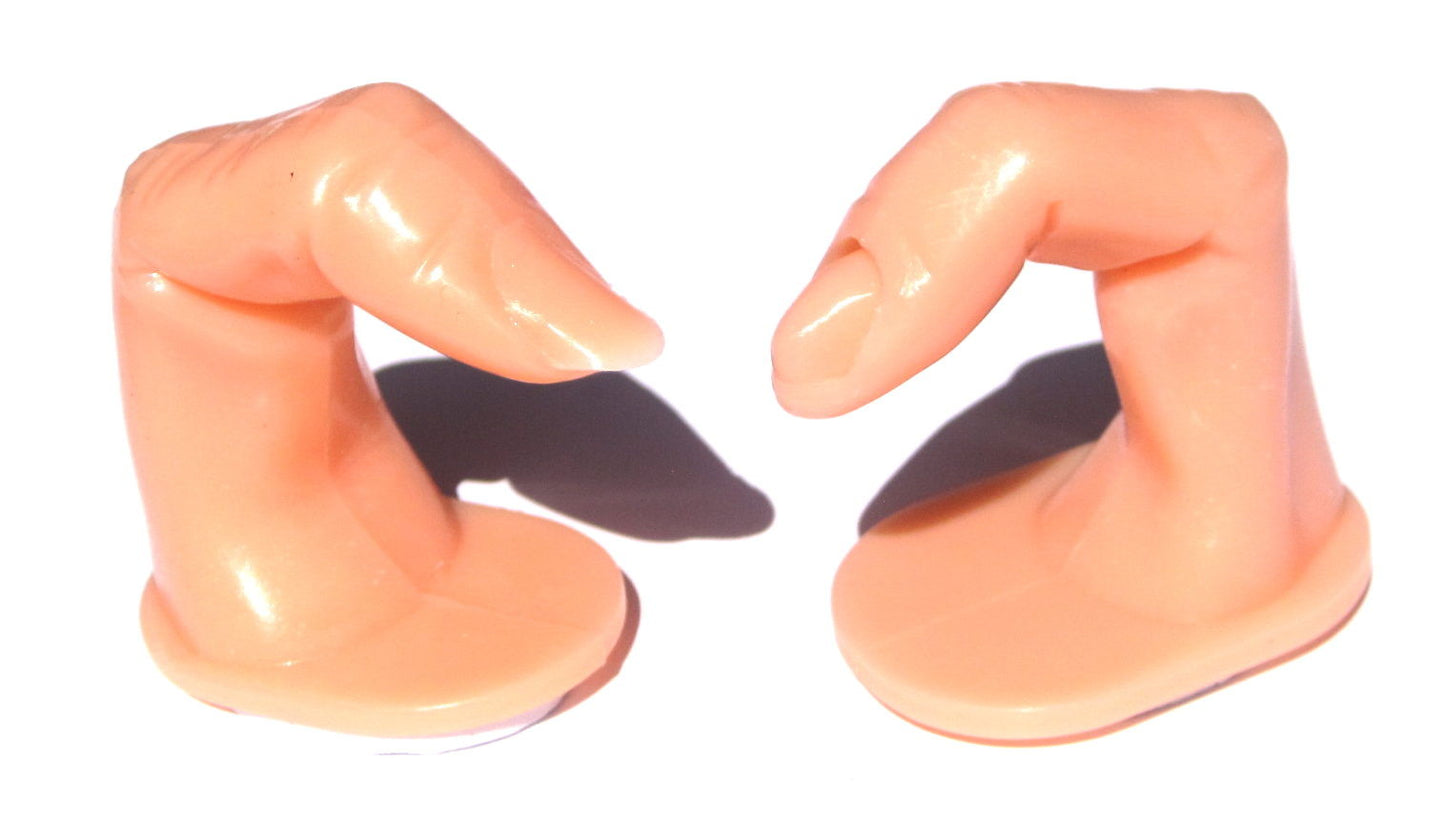 2x Übungsfinger / 1 mit Nagel für Schablone / 1 ohne Nagel für Tips