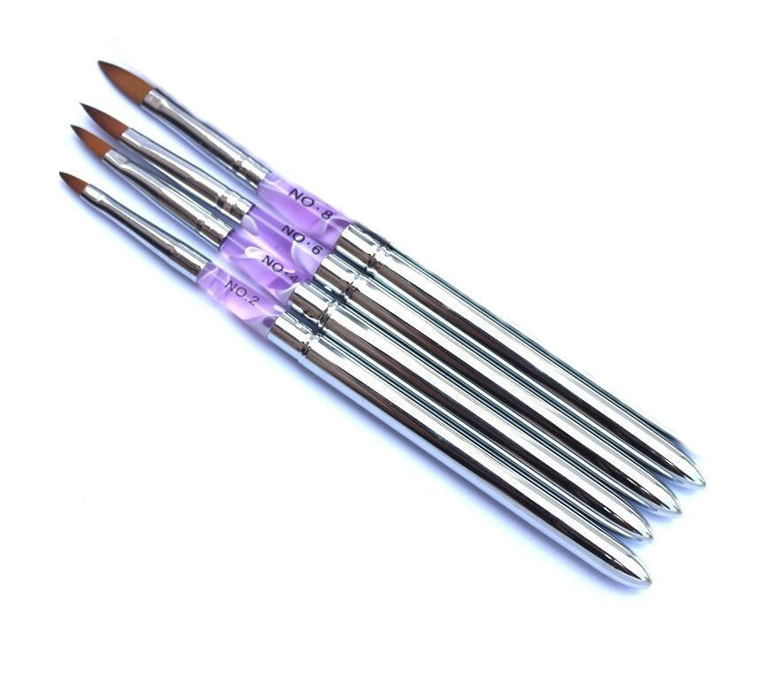 Set of 4 acrylic brushes with protective coating